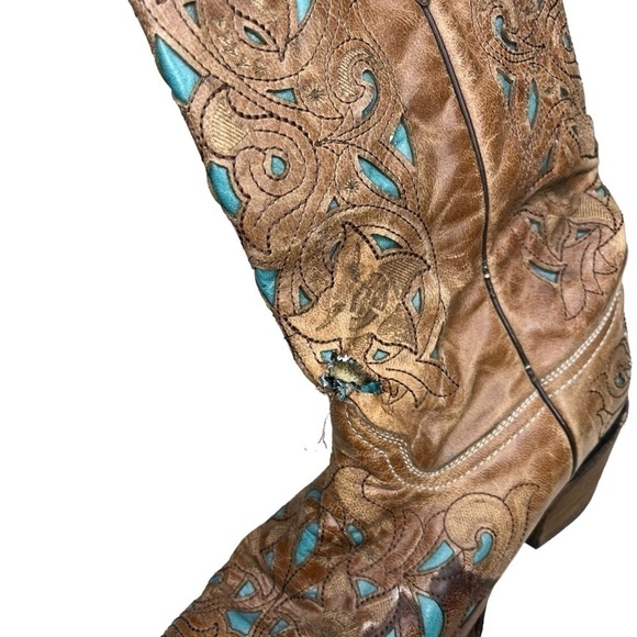 Vintage Corral Crater Turquoise Inlay studded laser cut western womens boot Sz 8 - Picture 7 of 9